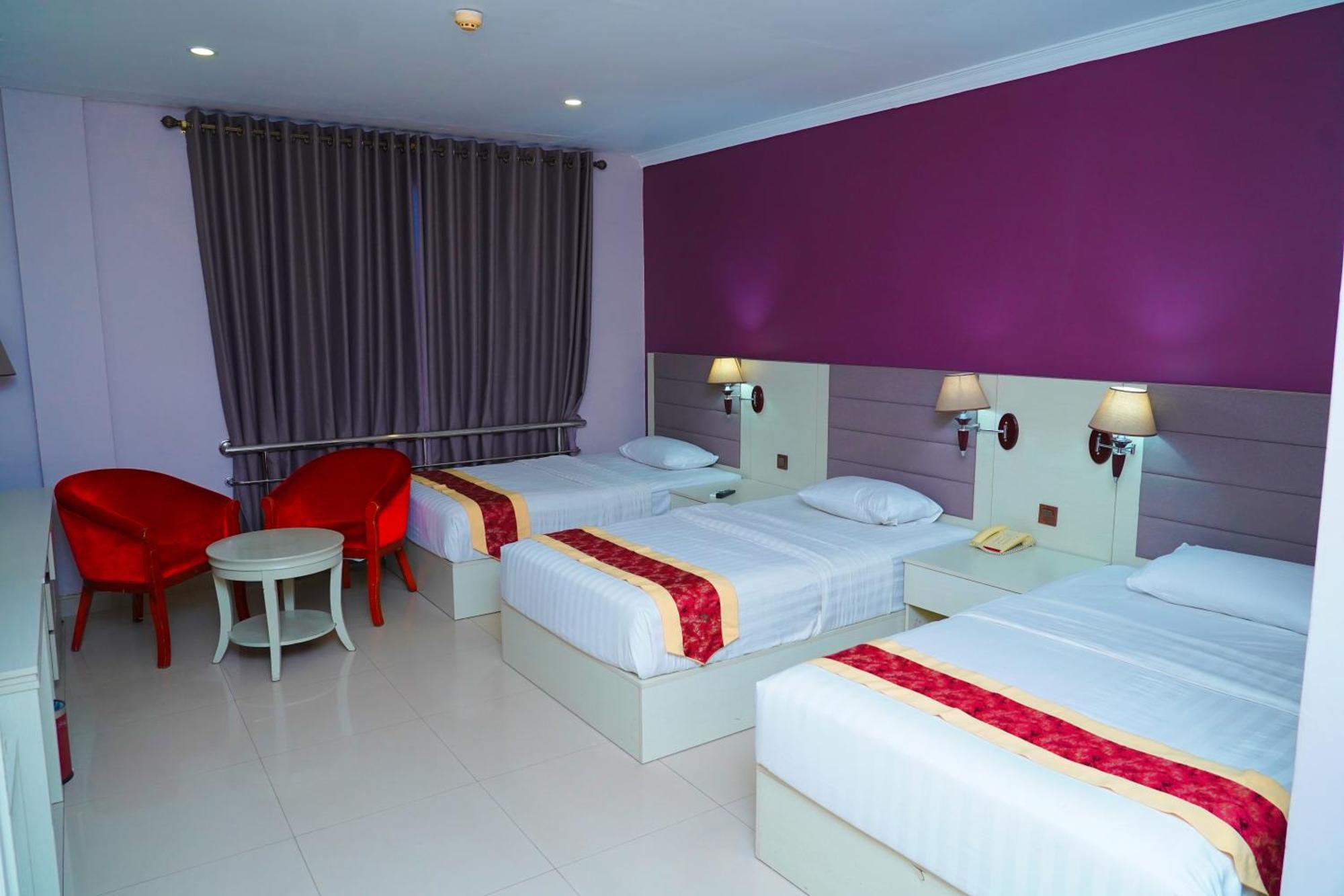Tilko City Hotel Джафна Экстерьер фото